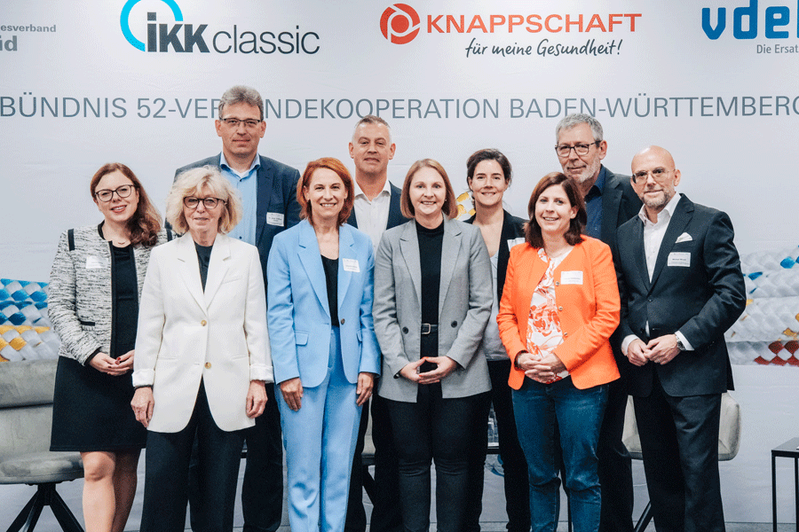 Die Mitwirkenden an der Gesundheitspolitischen Veranstaltung der Bündnis 52-Verbändekooperation am 18. September 2024 in Stuttgart Die Mitwirkenden an der Gesundheitspolitischen Veranstaltung der Bündnis 52-Verbändekooperation am 18. September 2024 in Stuttgart